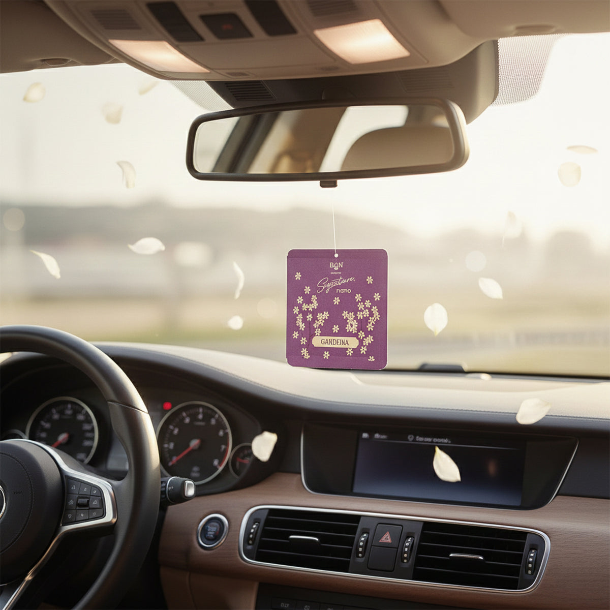 Gardenia fragrance hanging air freshener sachet, view 2