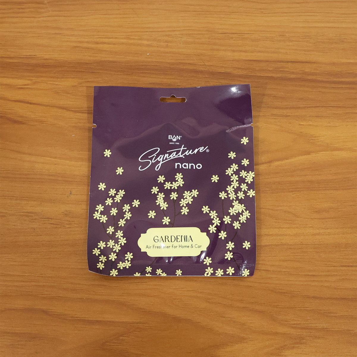 Gardenia fragrance hanging air freshener sachet, view 6