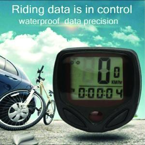 Wired bicycle computer with display, handlebar mount, sensor and spoke magnet, view 3